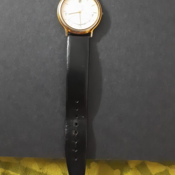 Titan vintage mens watch - Picture 7 of 9